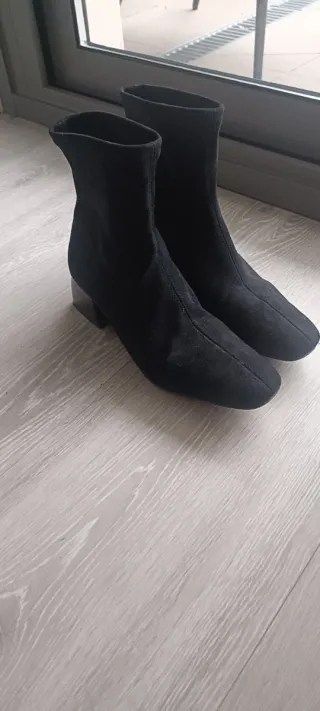 Botas ante tacón charol sin estrenar