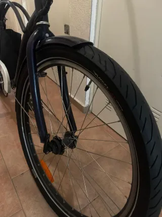 Bicicleta eléctrica estilo chopper