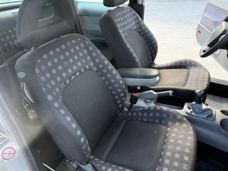 Volkswagen Beetle 1.6 Gasolina.