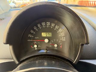 Volkswagen Beetle 1.6 Gasolina.