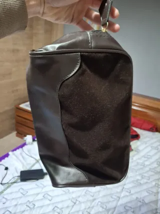 Bolso piel y serraje con cremallera