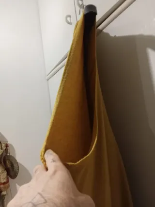 Gilet lungo giallo senza maniche