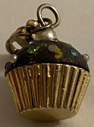 Ciondolo cupcake con perla e strass