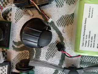 Piezas Conga Cecotec 999. Sin placa base.