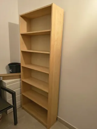 Muebles Ikea madera y blanco