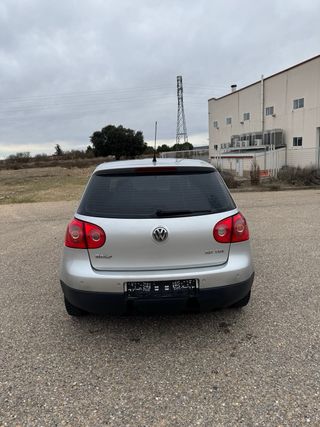 Volkswagen Golf 2.0TDI 140 CV