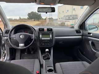 Volkswagen Golf 2.0TDI 140 CV