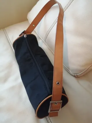 Bolso Negro Asa Piel Marrón