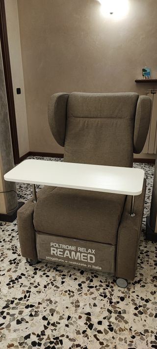 Poltrona relax modello Valery. Nuova