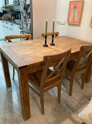 Mesa de comedor extensible de madera