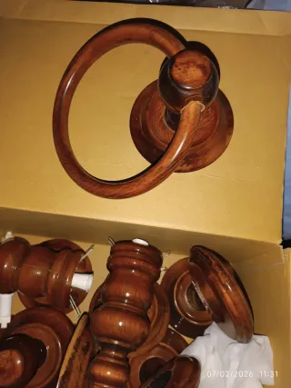 Accesorios de baño de madera vintage