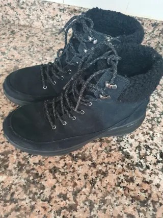 Botas Skechers Negras Talla 40