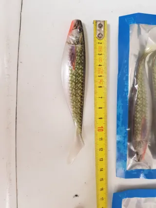 Lote señuelos pesca pikies