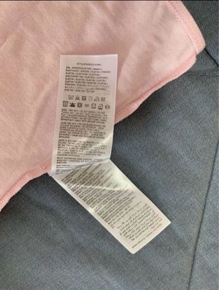 Body mujer Guess m/larga. T. M. Nuevo.