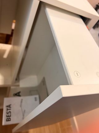 Mueble TV Besta Blanco con Cajones