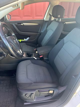 Volkswagen Passat 2012