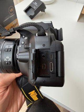 Nikon D5200 18-55mm Kit completo con caja + bolsa