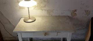 Mesa de cocina antigua de madera