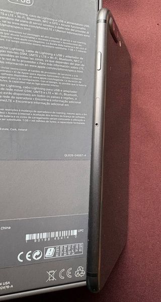 iPhone 8 Plus 64GB Gris Espacial