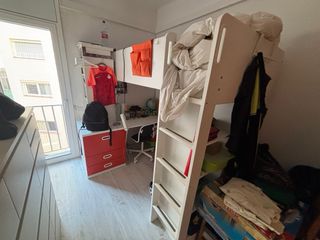 Litera Smastad Ikea Blanca, escritorio y armario