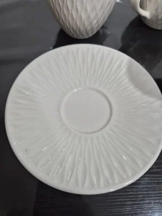 Juego 6 Tazas Porcelana Blanca con 3 Platos