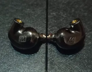 MEE audio Pinnacle Auriculares In-Ear