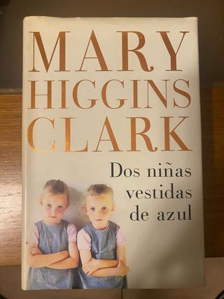 Libro titulado DOS NIÑAS VESTIDAS DE AZUL