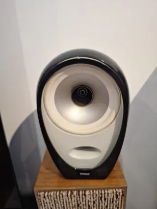 Altavoces Tannoy  Arena