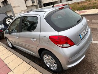 Peugeot 207 ACCESS 1.4 HDI 70 FAP