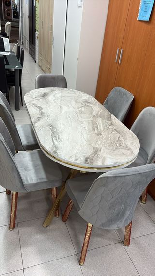 Oferta Especial Mesa ovalada  y 6 sillas