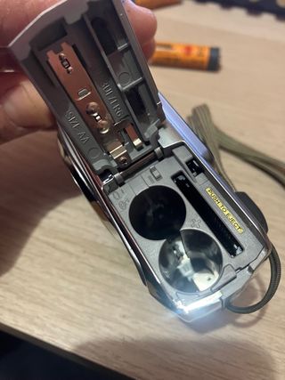 Fujifilm FinePix A900 piezas o reparar