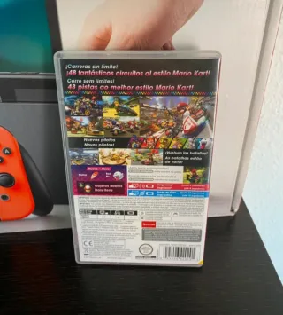 Nintendo Switch + Mario Kart 8 Deluxe