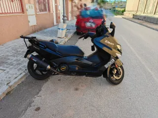 Yamaha Tmax XP 500 Negra