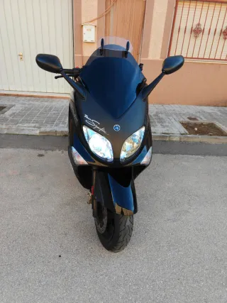 Yamaha Tmax XP 500 Negra