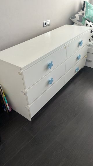 Cajonera cómoda blanca de madera