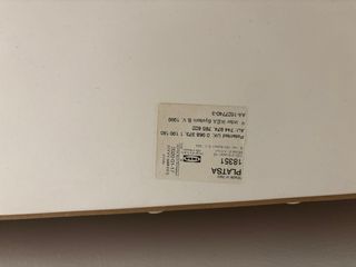 Estanterías blancas modulares