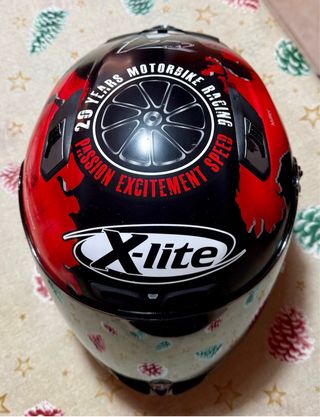 Casco X-Lite 803 Ultra carbón Carlos Checa.