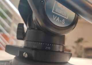Testa video Sirui VA-5 + Manfrotto 438