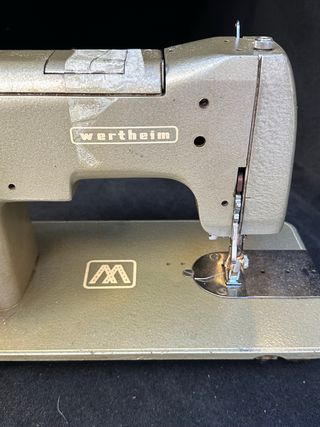 Máquina de coser Wertheim