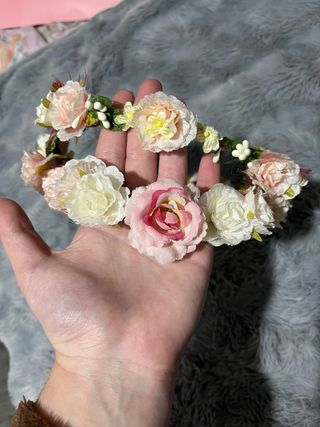 Corona de comunión flores rosas y blancas