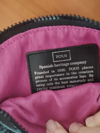 Bolso bandolera Tous negro y gris