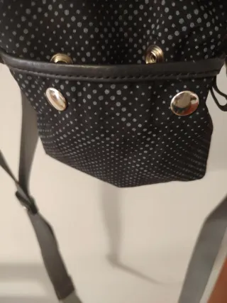 Bolso bandolera Tous negro y gris