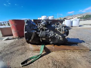 Caja de Cambios Volvo