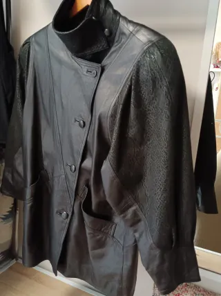 Chaquetón vintage piel negro