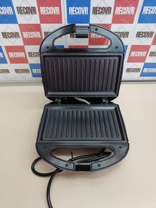 Sandwichera YASHE 750W Grill Antiadherente