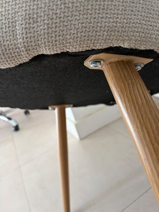 Silla comedor tapizada beige