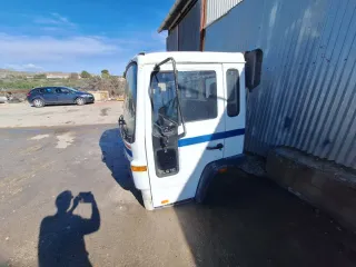 Cabina Volvo FL6