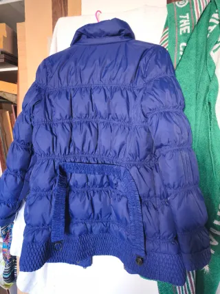 Parka acolchada azul Mango