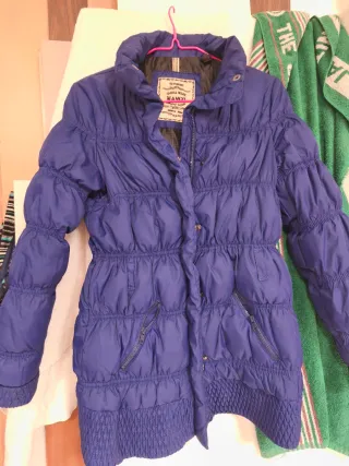 Parka acolchada azul Mango