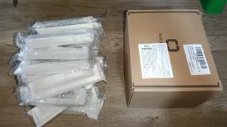 Tiradores plateados cuadrados (25 unidades)